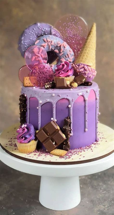 Cake by cakesbyilu